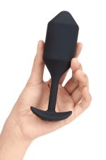 B-VIBE VIBRATING SNUG PLUG 4 BLACK - obrazek 3