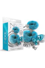 NIXIE METAL BUTT PLUG & FURRY HANDCUFF SET, MEDIUM, BLUE METALLIC - obrazek 3