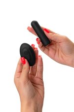 Vibro bullet with remote control, RealStik CALIBER, 7cm, O2 - obrazek 5