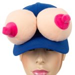 Baseball Cap Boobs - obrazek 2