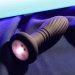 Lighting anal plug black - obrazek 10